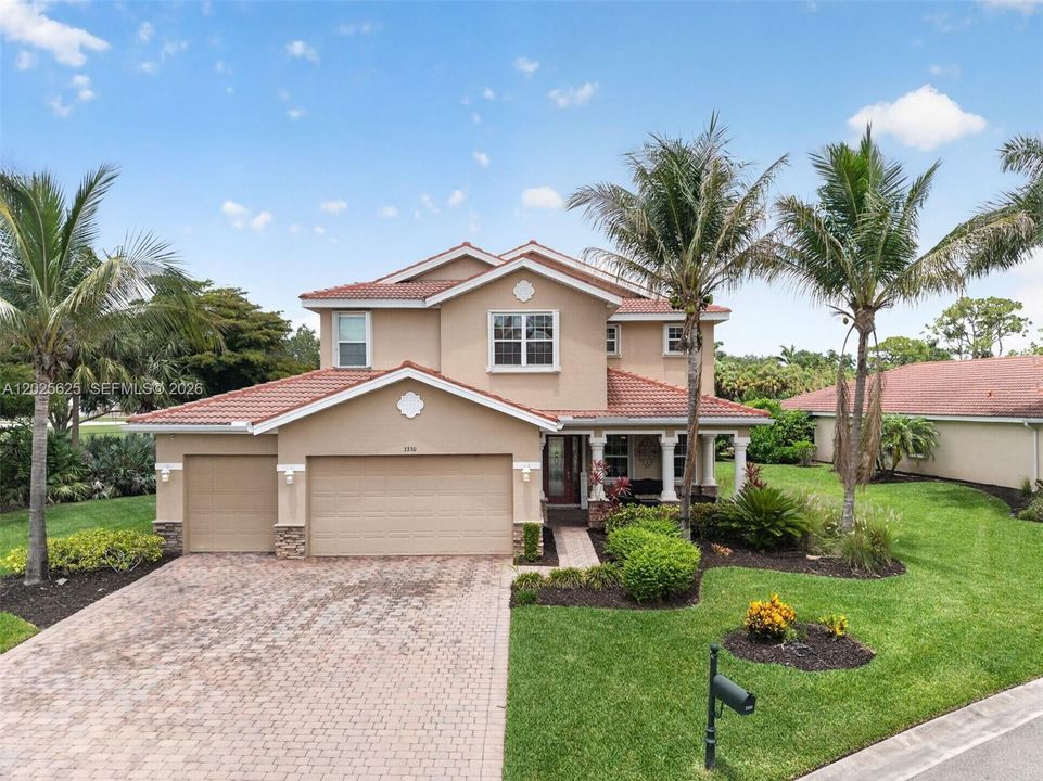 For Sale: $620,000 (5 beds, 4 baths, 3586 Square Feet)