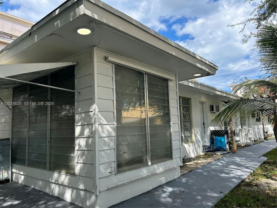 For Rent: $2,200 (2 beds, 1 baths, 0 Square Feet)