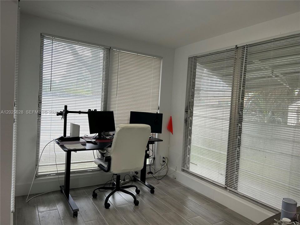 office or bedroom 2