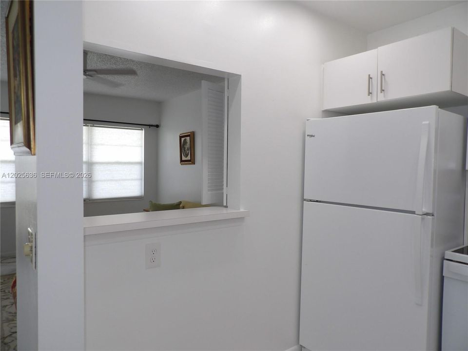 For Rent: $1,450 (1 beds, 1 baths, 600 Square Feet)
