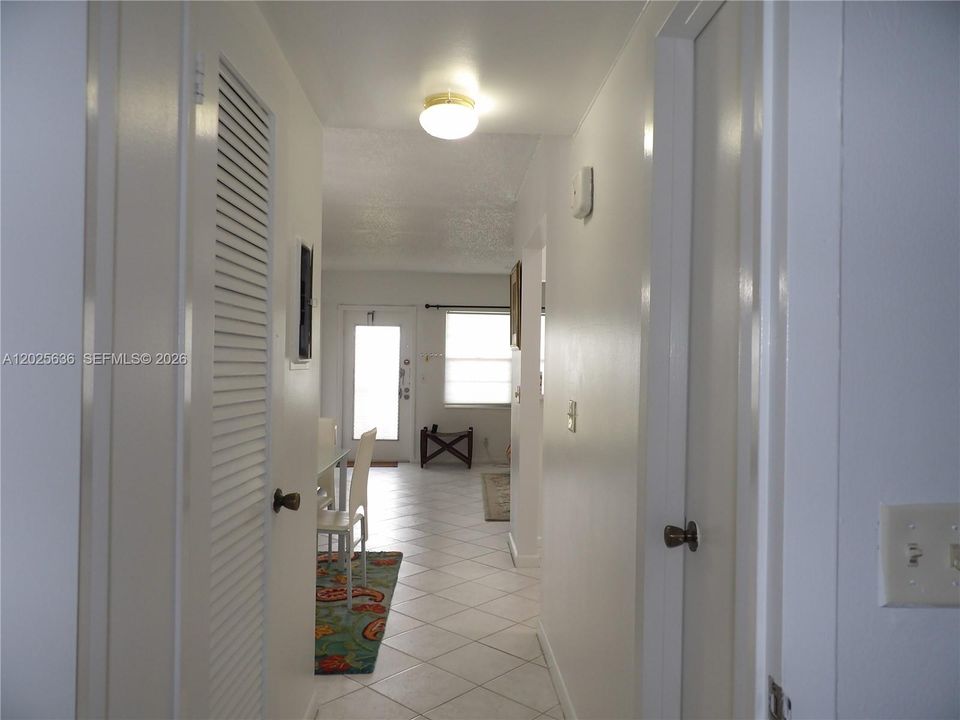 For Rent: $1,450 (1 beds, 1 baths, 600 Square Feet)