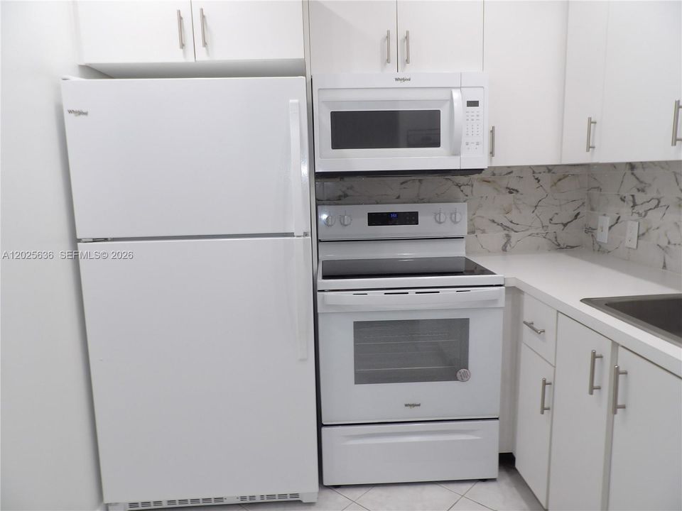 For Rent: $1,450 (1 beds, 1 baths, 600 Square Feet)