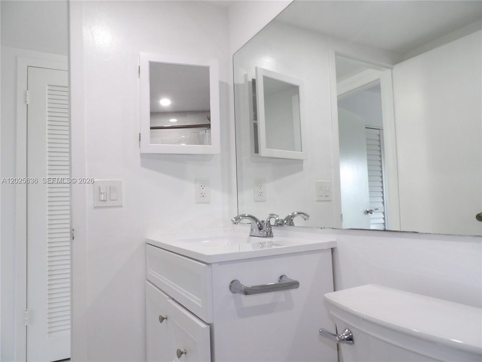 For Rent: $1,450 (1 beds, 1 baths, 600 Square Feet)