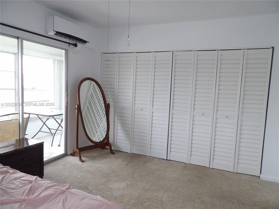 For Rent: $1,450 (1 beds, 1 baths, 600 Square Feet)
