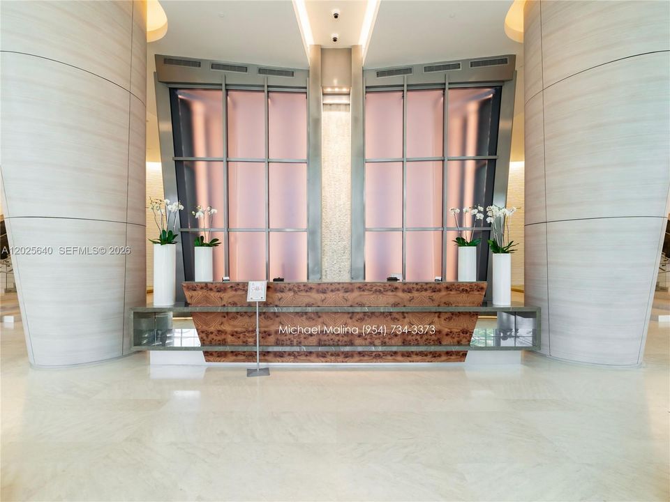 24 HOUR FRONT DESK AND SECURITY