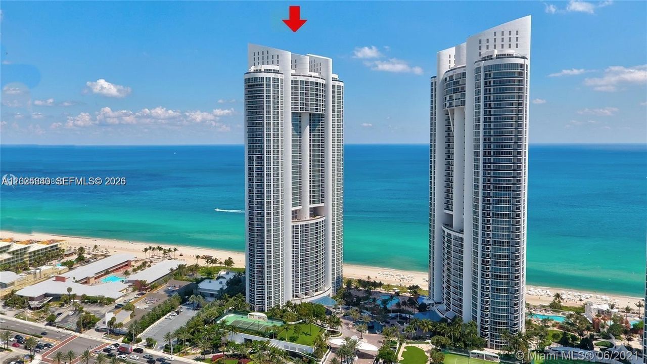 В аренду: $4,599 (1 спален, 1 ванн, 914 Квадратных фут)