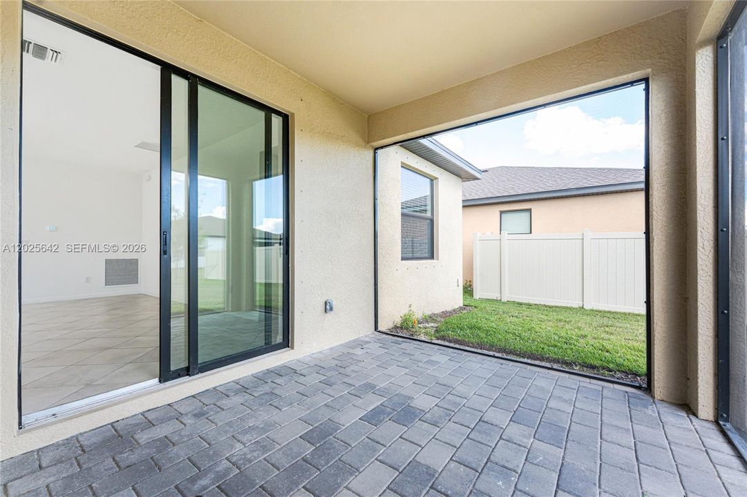 For Rent: $2,300 (3 beds, 2 baths, 0 Square Feet)