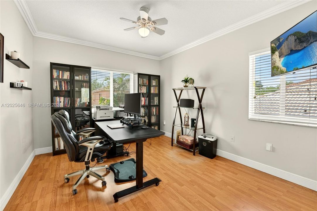 For Sale: $780,000 (4 beds, 3 baths, 2902 Square Feet)