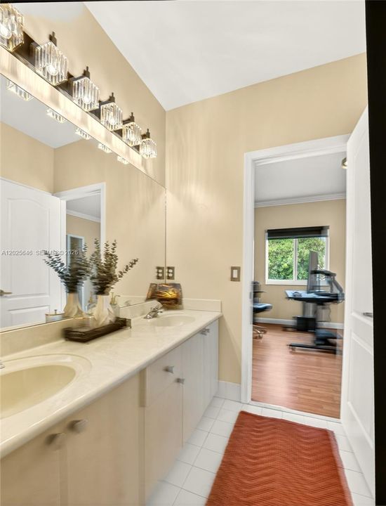 For Sale: $780,000 (4 beds, 3 baths, 2902 Square Feet)
