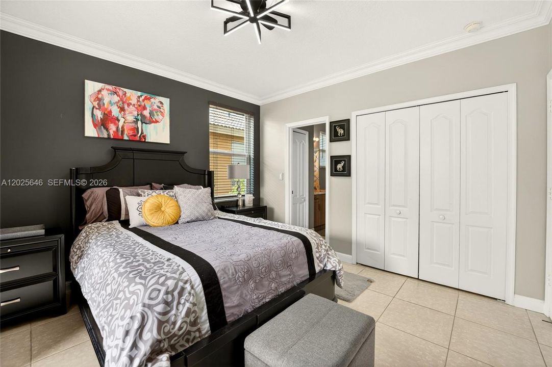 For Sale: $780,000 (4 beds, 3 baths, 2902 Square Feet)
