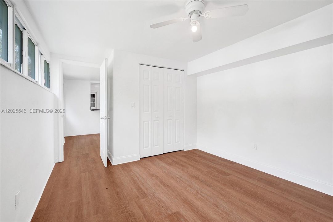 For Sale: $1,650,000 (4 beds, 2 baths, 1923 Square Feet)