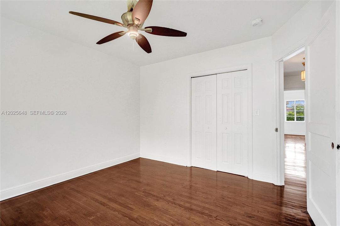 For Sale: $1,650,000 (4 beds, 2 baths, 1923 Square Feet)