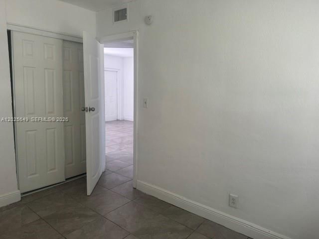 For Rent: $1,700 (2 beds, 1 baths, 9300 Square Feet)