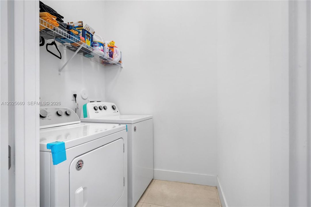 For Sale: $1,800,000 (4 beds, 4 baths, 3624 Square Feet)