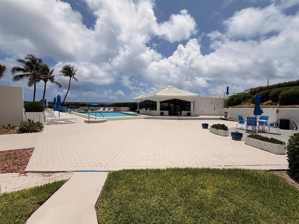 Pool 2