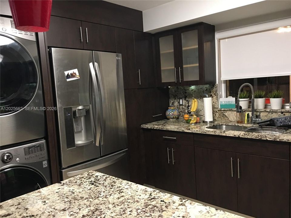 В аренду: $3,200 (3 спален, 2 ванн, 0 Квадратных фут)