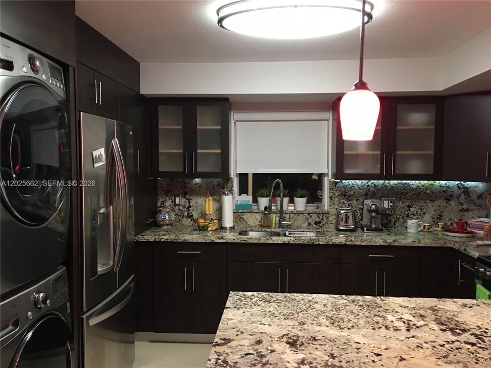 В аренду: $3,200 (3 спален, 2 ванн, 0 Квадратных фут)