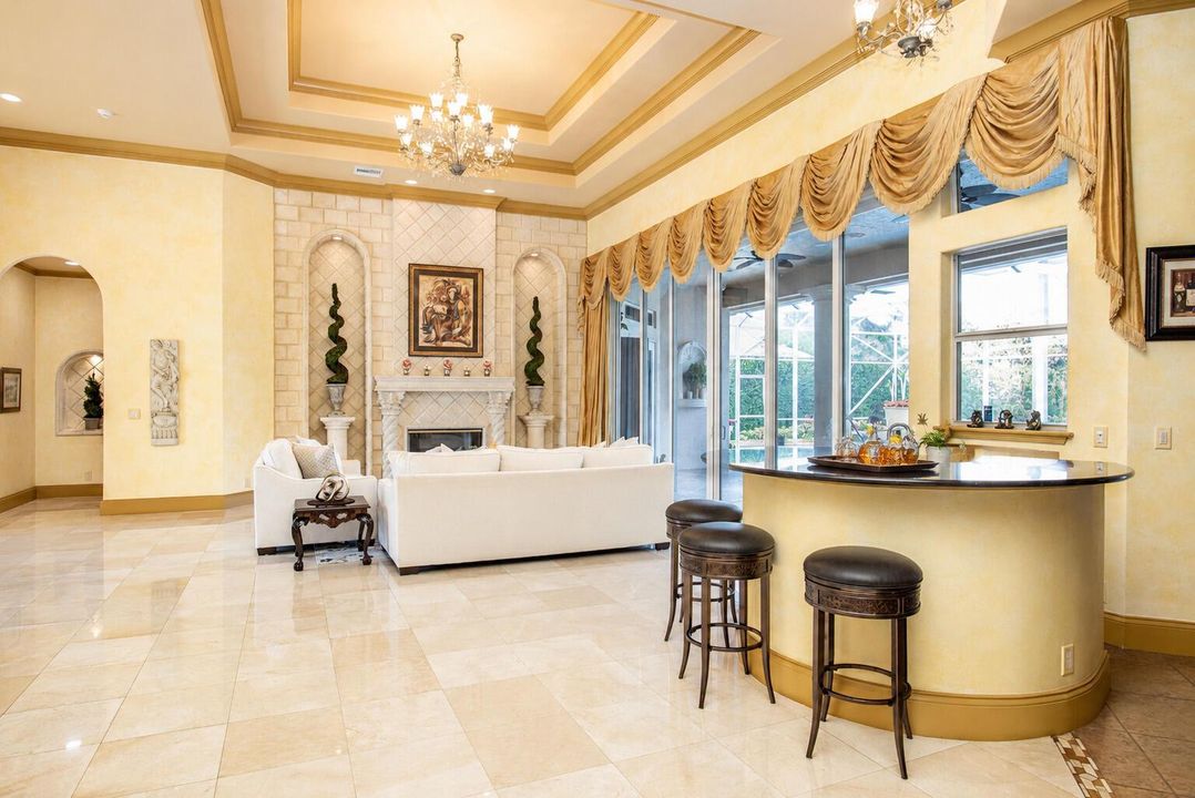 Living room 3