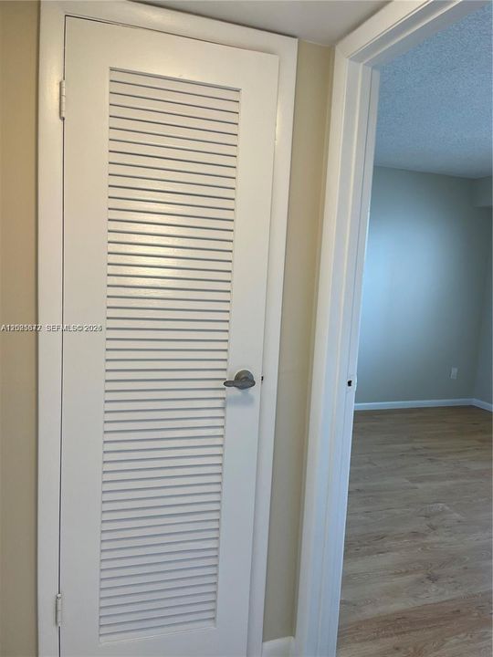 В аренду: $2,200 (2 спален, 2 ванн, 1070 Квадратных фут)