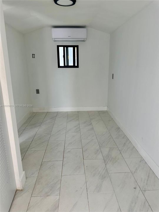 В аренду: $3,600 (3 спален, 2 ванн, 1412 Квадратных фут)
