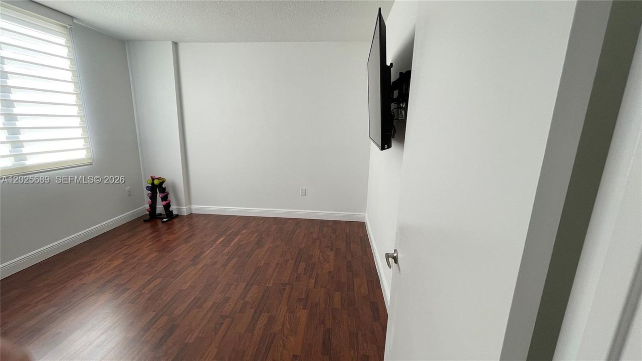 Second bedroom