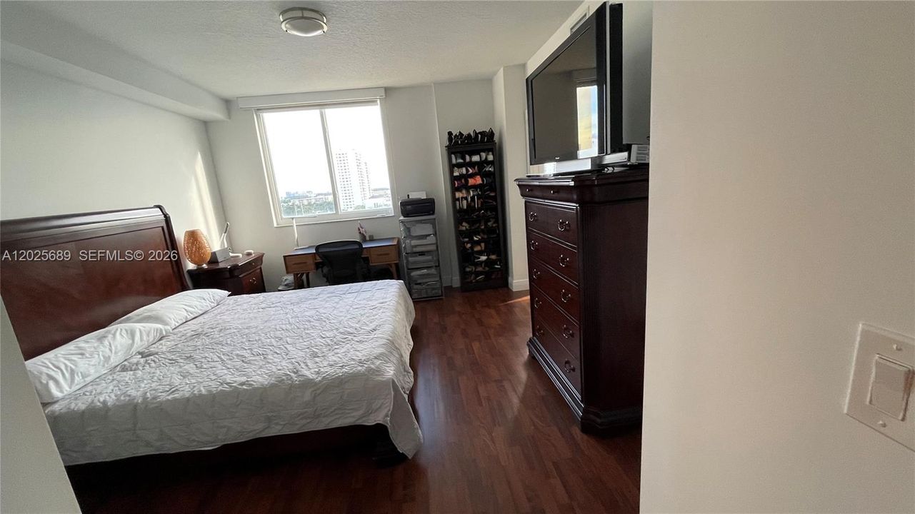 Main bedroom
