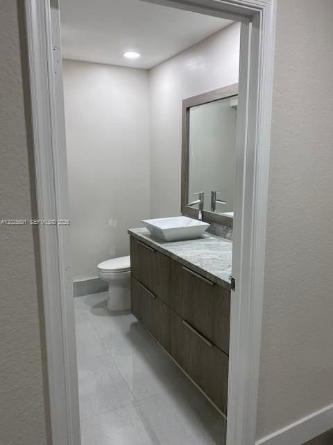 В аренду: $4,200 (4 спален, 2 ванн, 1851 Квадратных фут)