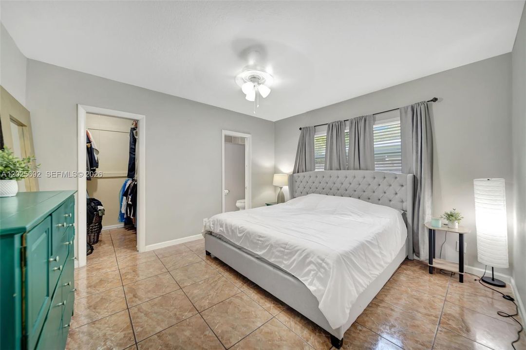 For Sale: $425,000 (2 beds, 2 baths, 1506 Square Feet)