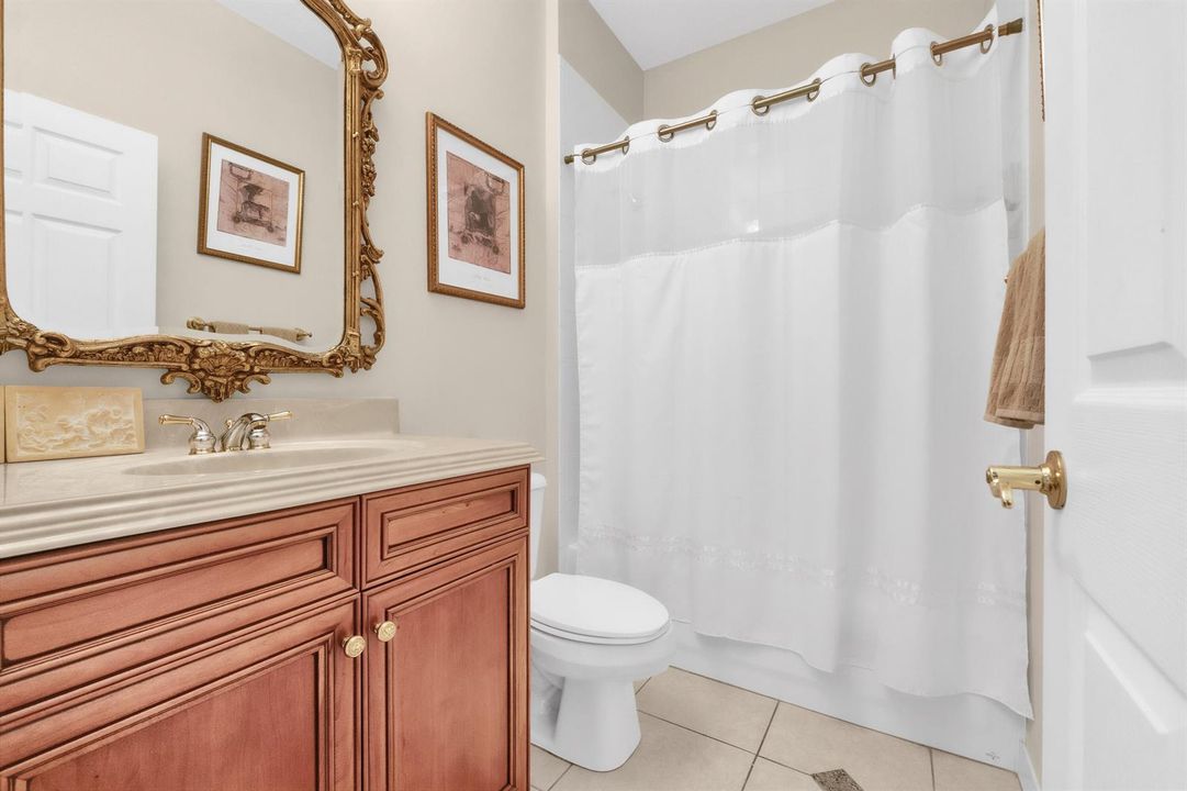 7540 Greenville Cir-53