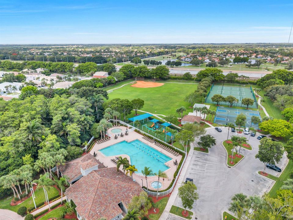 7540 Greenville Cir-18