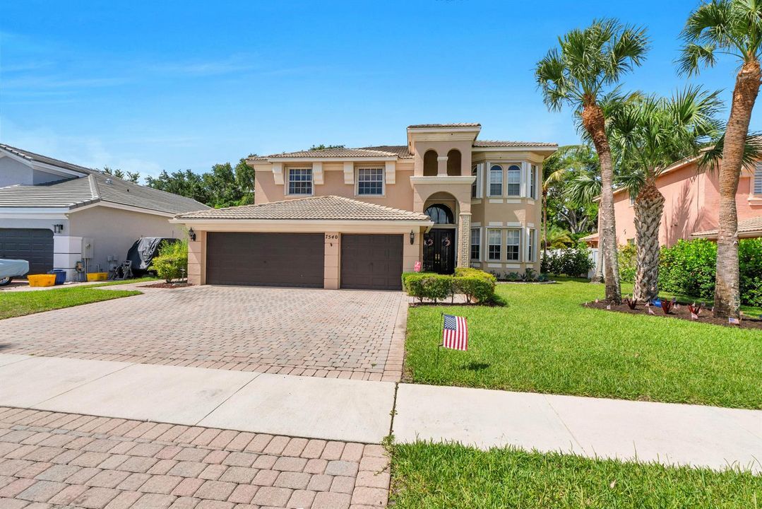 7540 Greenville Cir-10