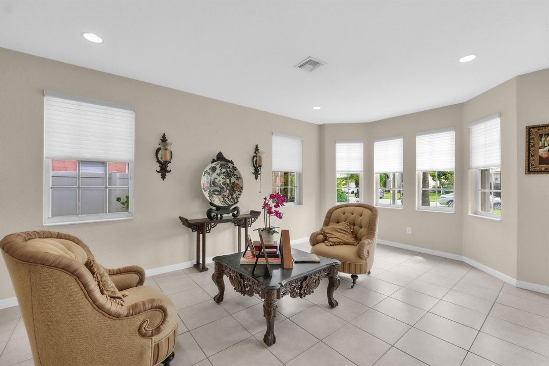 7540 Greenville Cir-42