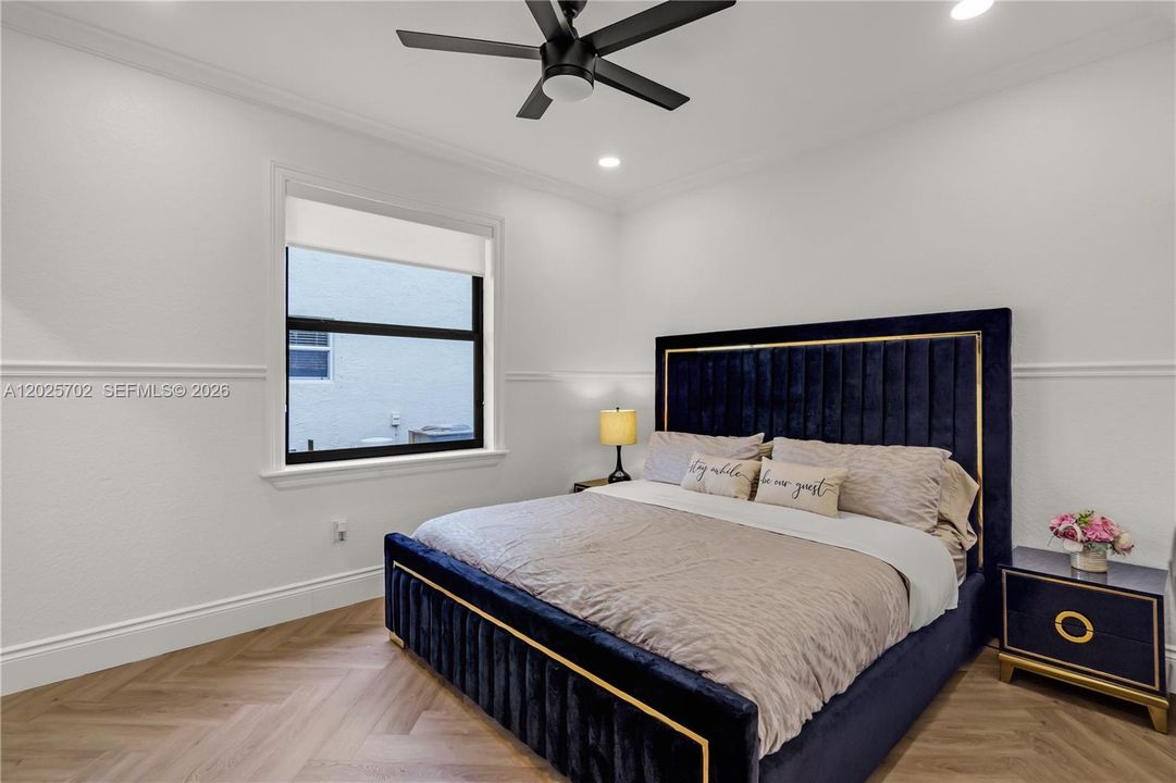 For Sale: $1,225,000 (5 beds, 3 baths, 2844 Square Feet)
