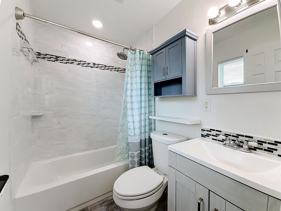 3234 Daytona Drive-38