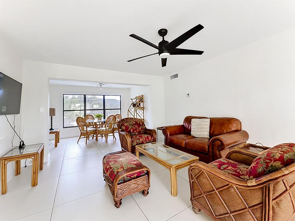 3234 Daytona Drive-22