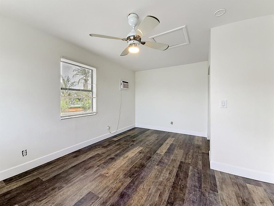 3234 Daytona Drive-29