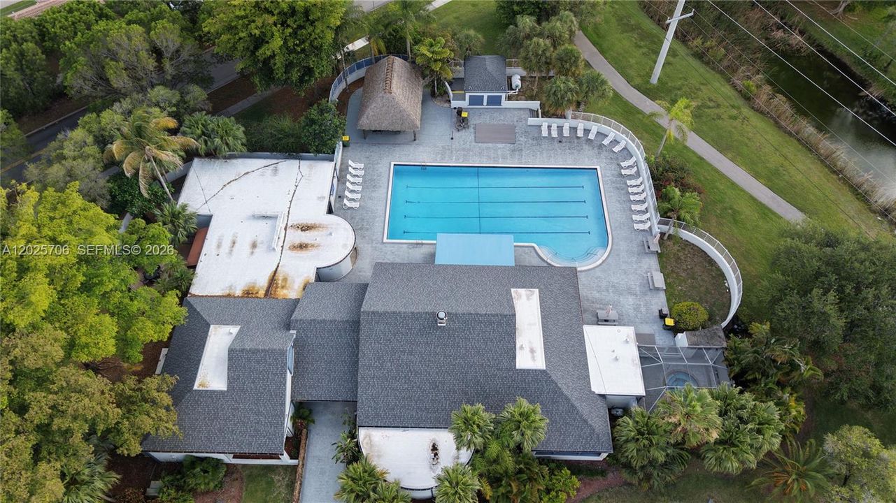 Neighborhood Club