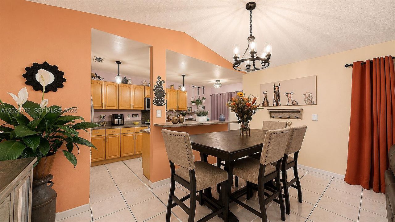 En Venta: $309,000 (2 camas, 2 baños, 1174 Pies cuadrados)