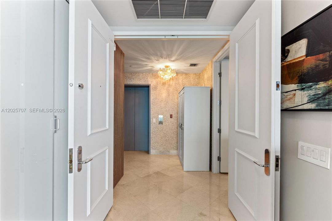 Active With Contract: $18,000 (2 beds, 3 baths, 2059 Square Feet)
