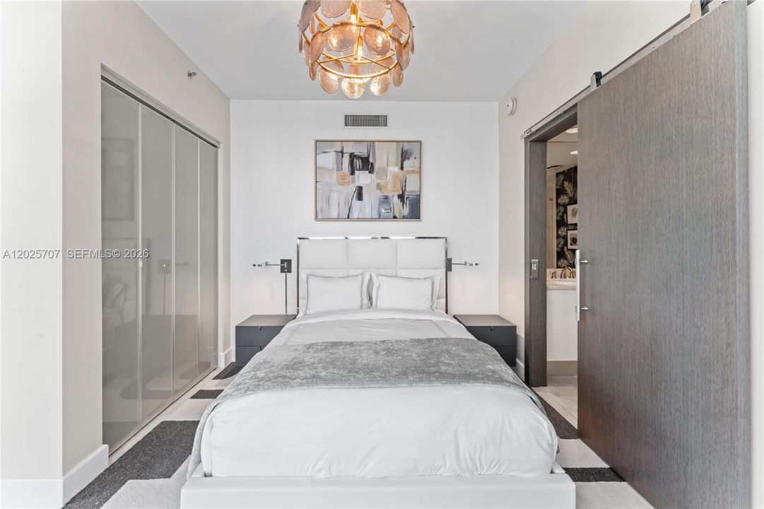 Active With Contract: $18,000 (2 beds, 3 baths, 2059 Square Feet)