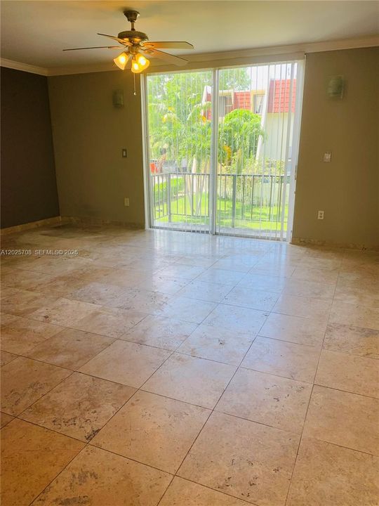 For Sale: $399,000 (2 beds, 2 baths, 1285 Square Feet)