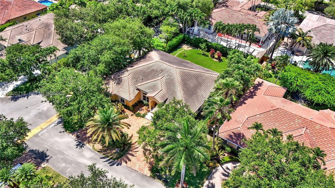 Active With Contract: $1,725,000 (4 beds, 4 baths, 3314 Square Feet)