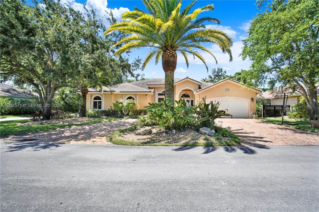 Active With Contract: $1,725,000 (4 beds, 4 baths, 3314 Square Feet)