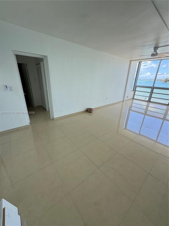 В аренду: $2,950 (2 спален, 2 ванн, 871 Квадратных фут)