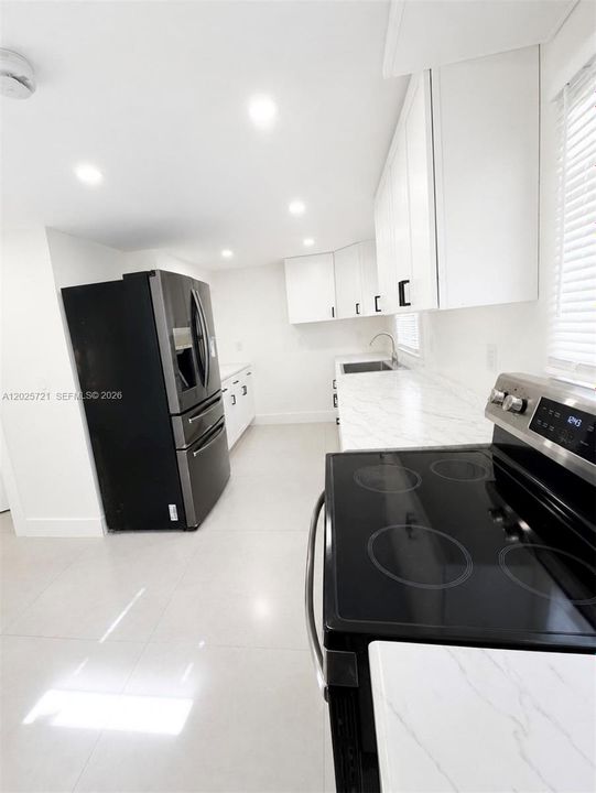 В аренду: $2,950 (2 спален, 1 ванн, 1210 Квадратных фут)