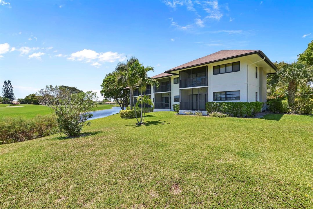 401 Greensward Ln 102 Delray -28