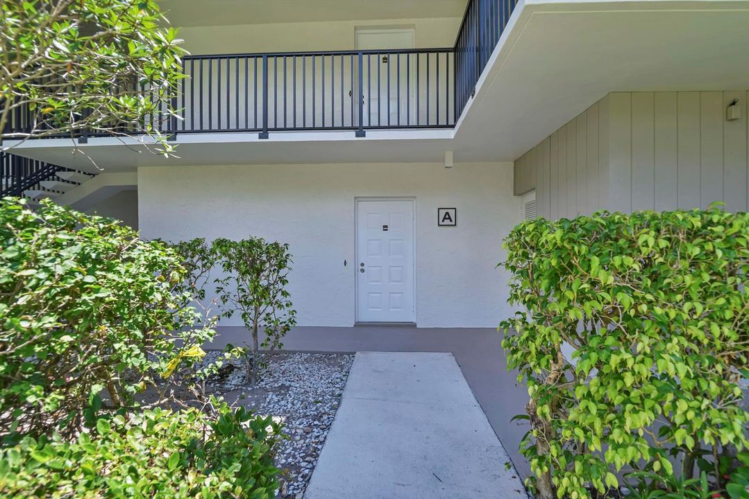 401 Greensward Ln 102 Delray -25