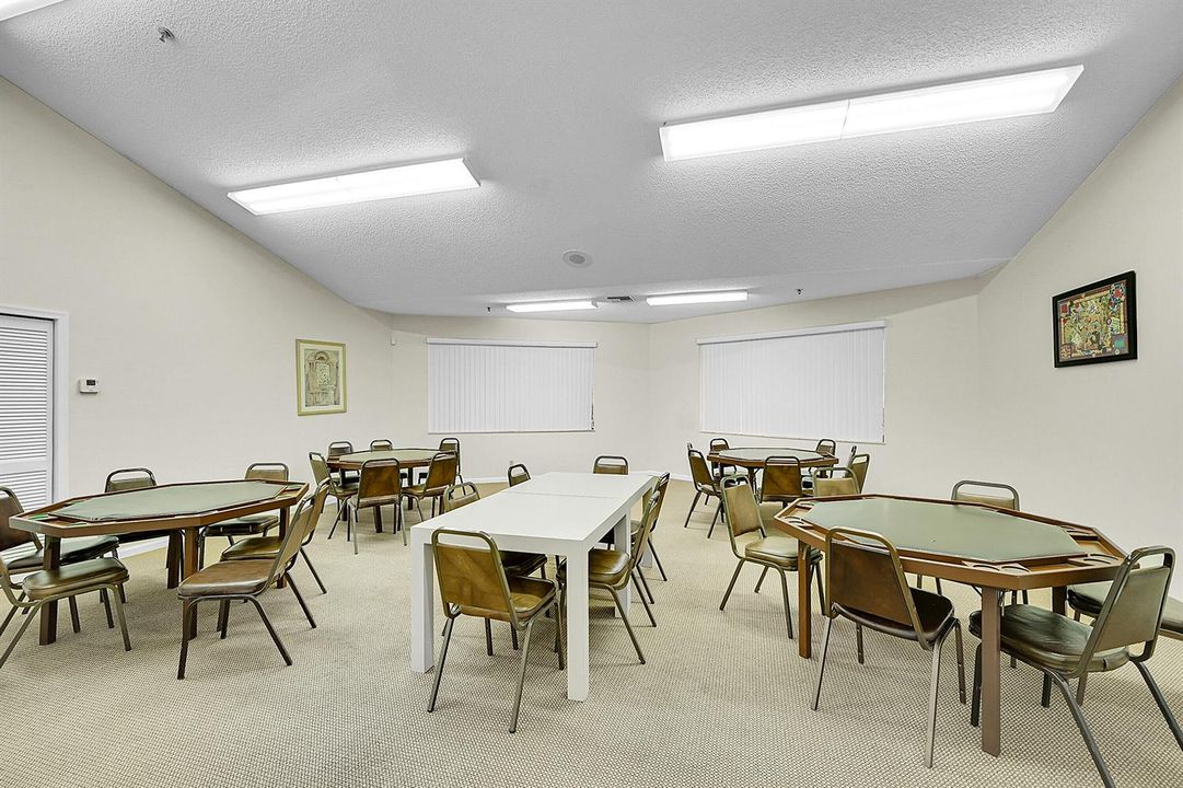 27_recreation room