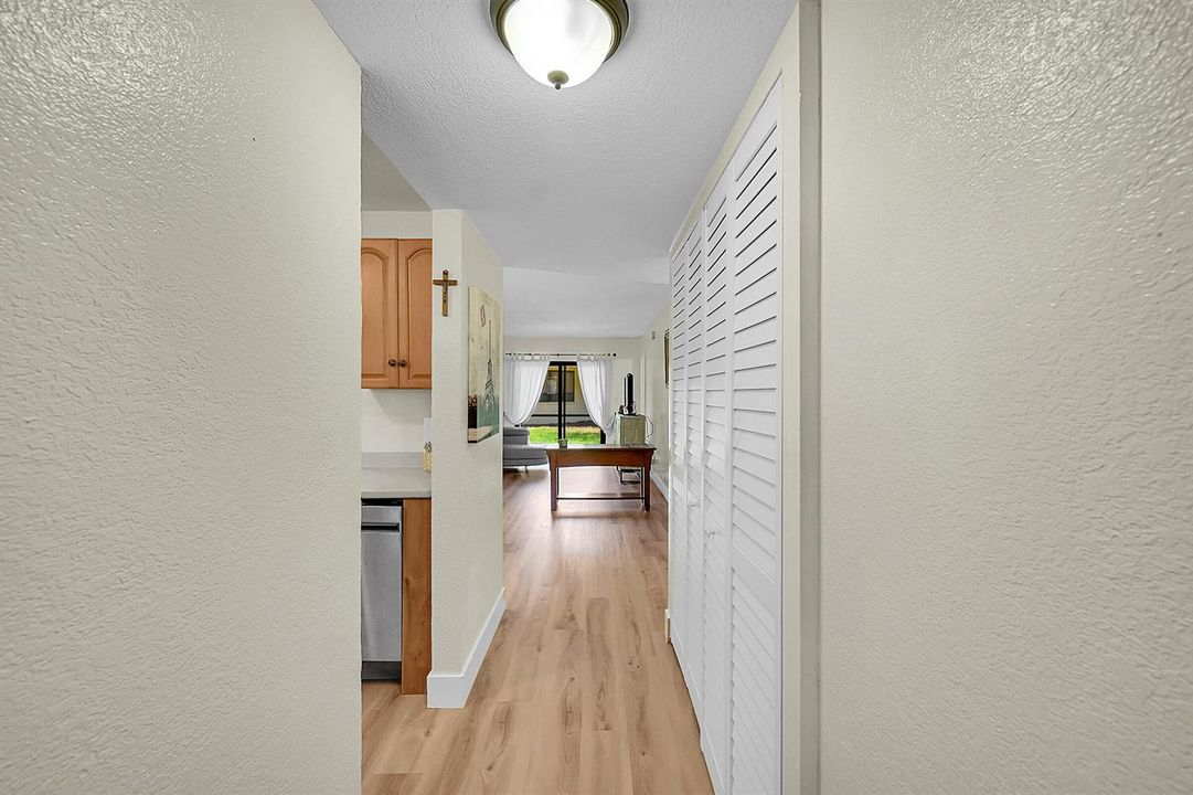 04_foyer