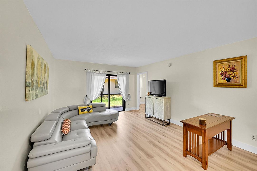 11_living room